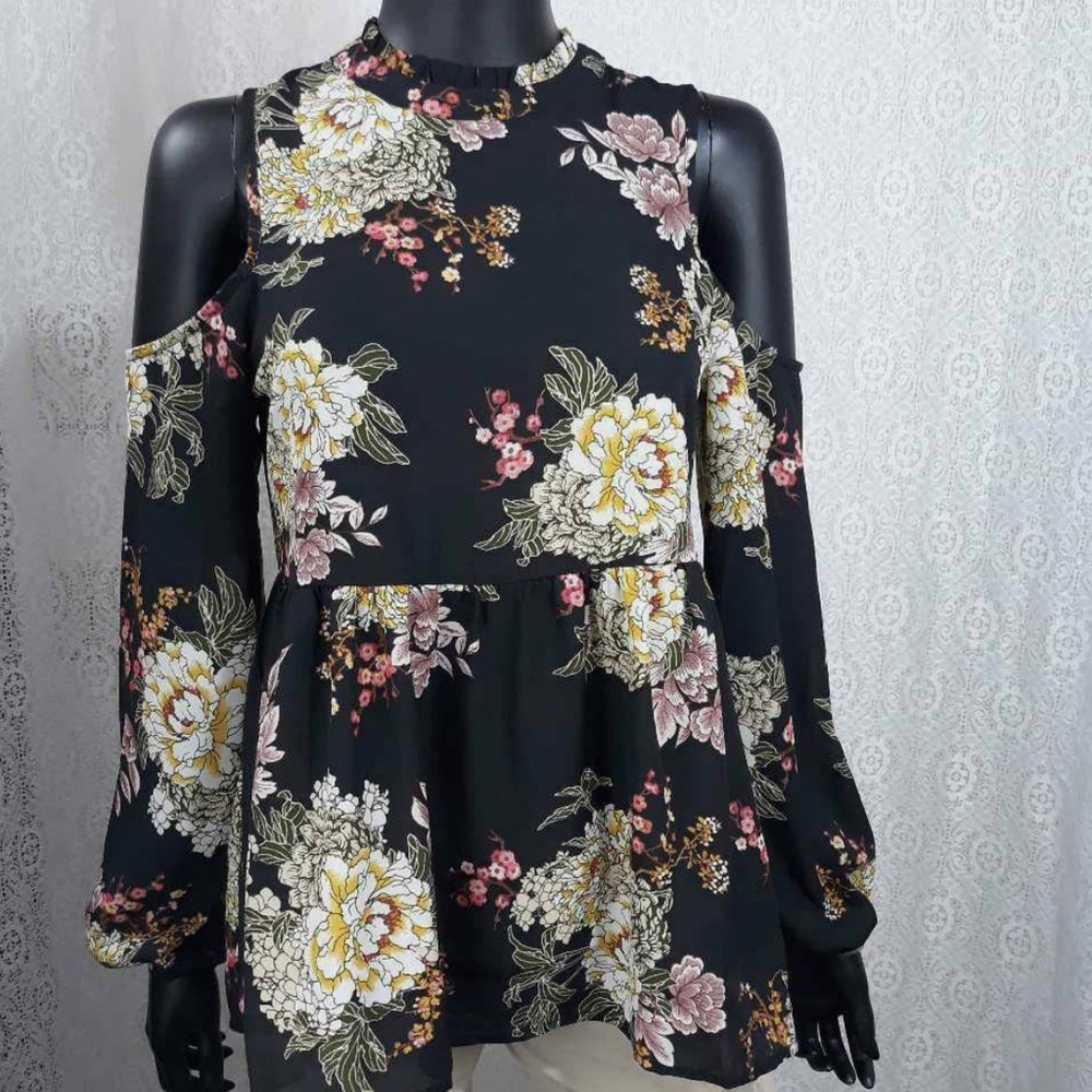 Bobeau Women's Floral Long Sleeve Cold Shoulder Tunic Top